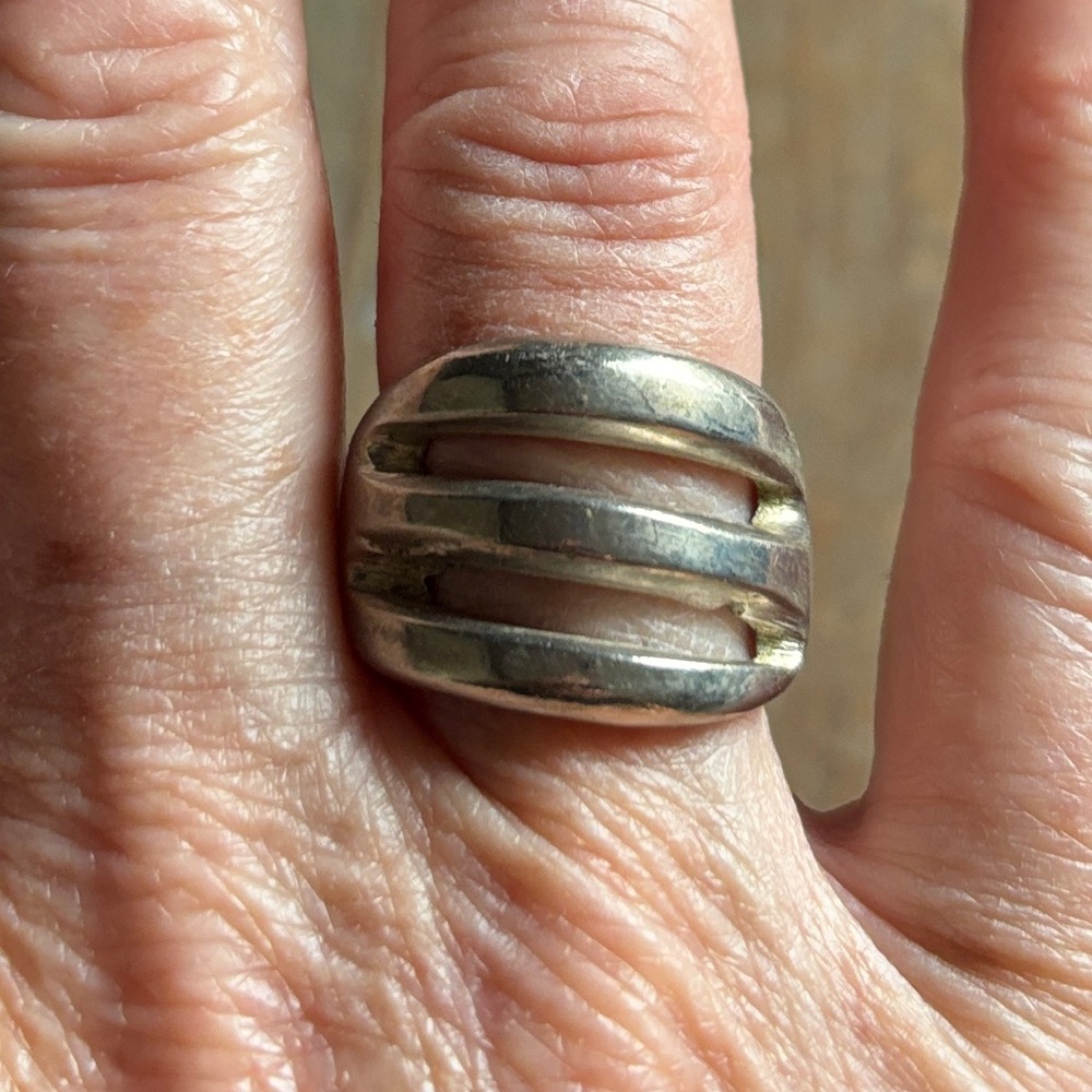Silver Band Ring